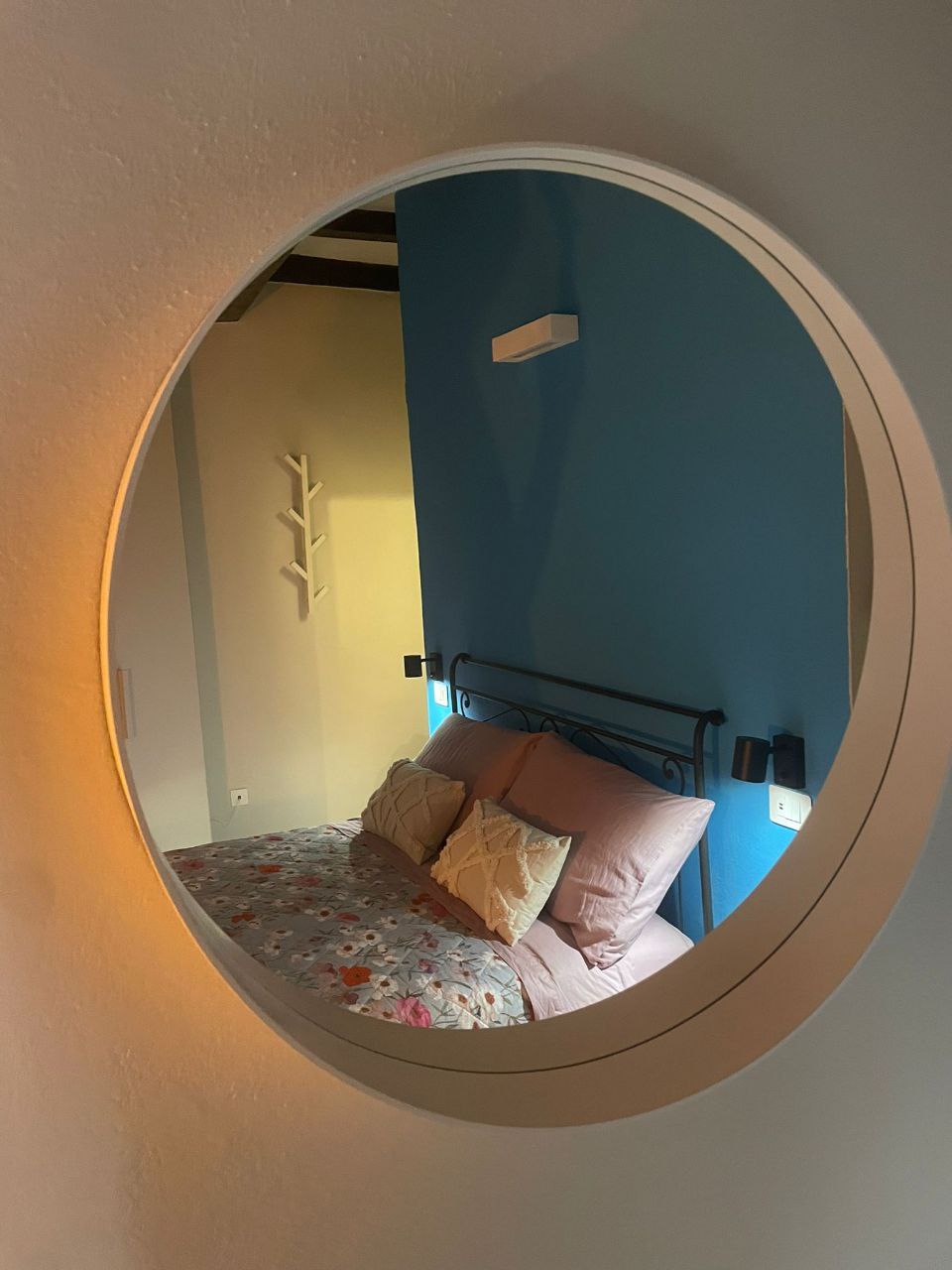 Camera luminosa e tranquilla nel centro storico di Parma