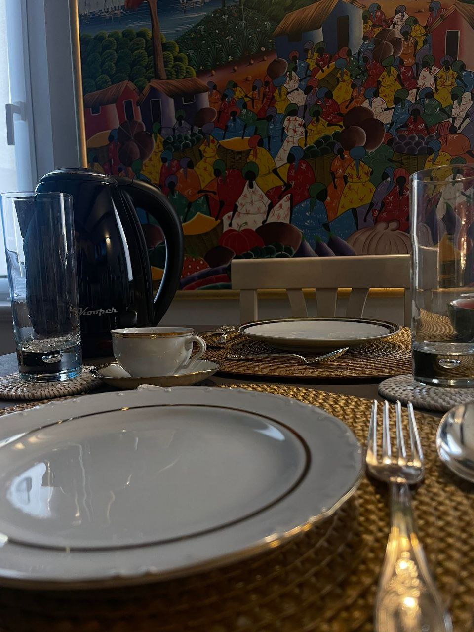 Zona pranzo funzionale e accogliente per soggiorni a Parma